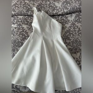 Elliatt Crepe Frida Dress In White Size Small